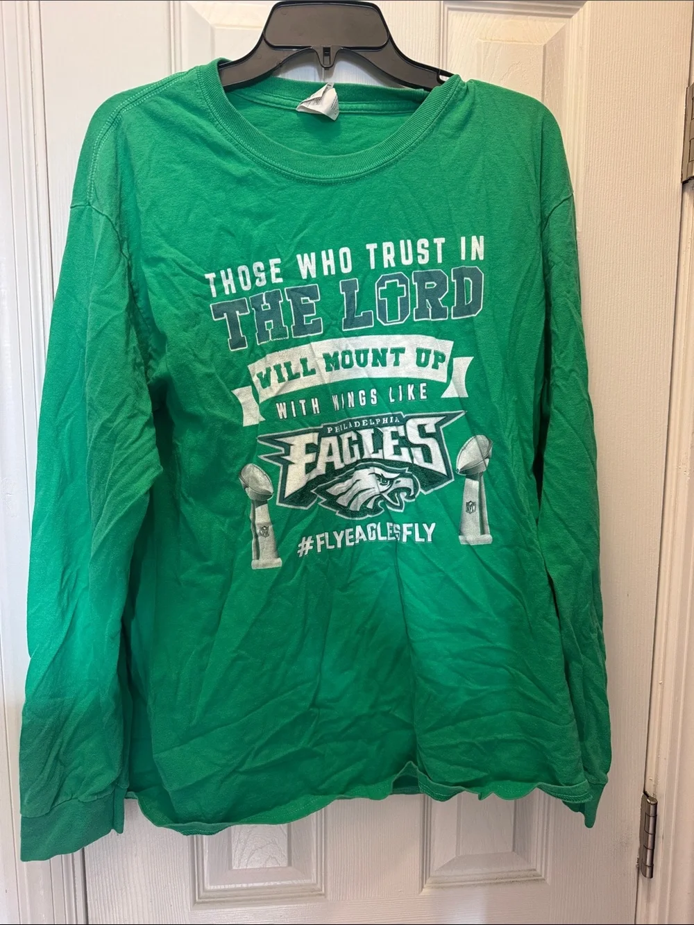 Men’s Long Sleeve Philadelphia Eagles Tee - Green